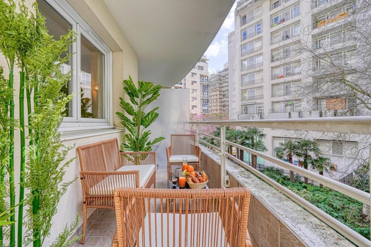 Melody Suite In Paris Courbevoie Exterior foto